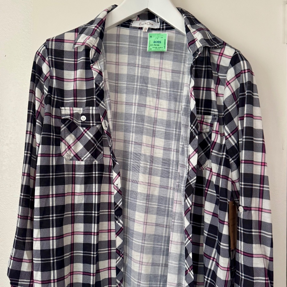 Eden & Olivia Plaid Button Down Shirt Black Gray Pink Soft Lightweight